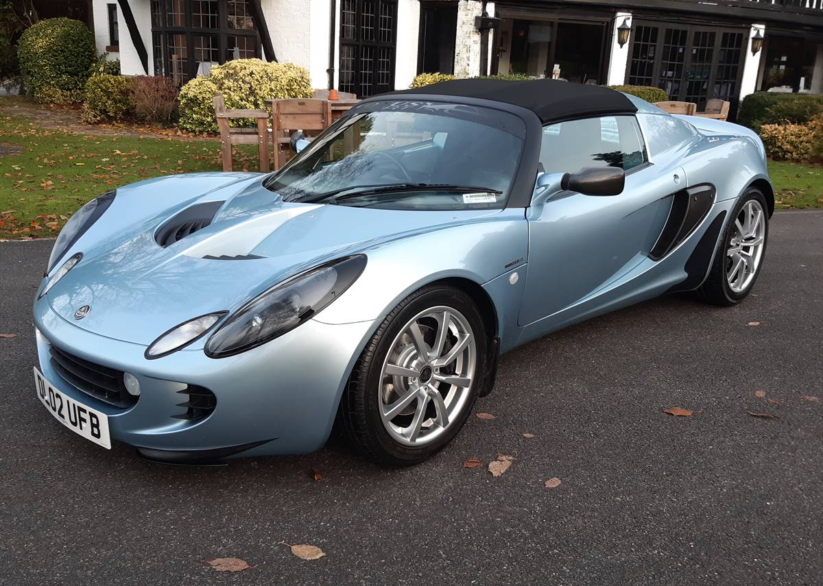 Lotus Elise 111S - Bell and Colvill